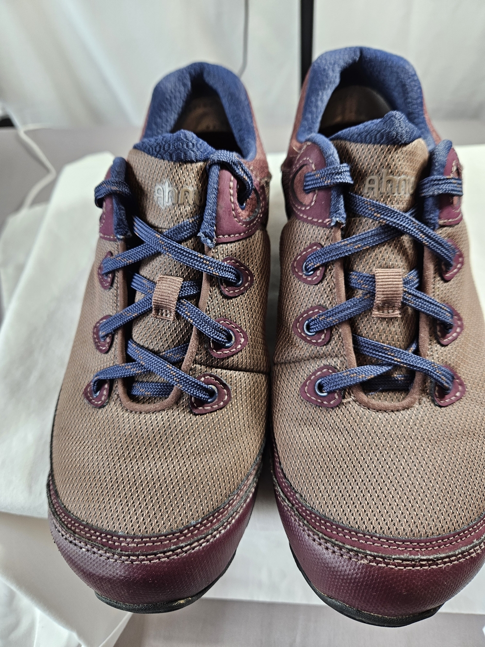 AHNU SugarPine Deep Taupe Purple II Waterproof Athletic Shoe for Women Sz 9